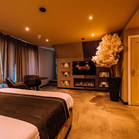 Hotel Buren Buren  Ngoại thất bức ảnh